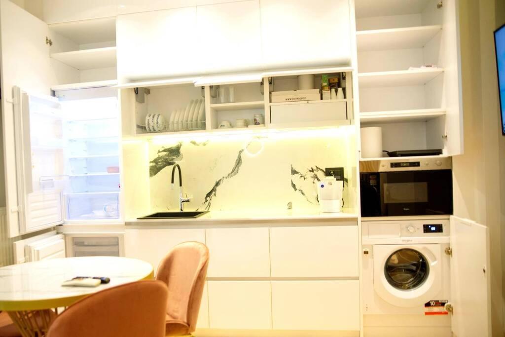 Ecostay-Serenity,Business Class Apartment By The Sea In Alimos Kalamaki Athens Luaran gambar